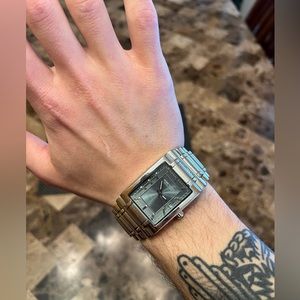 Kenneth Cole Reaction Men Silver Tone Tank Rectangular Dress KC3539 Quartz Watch